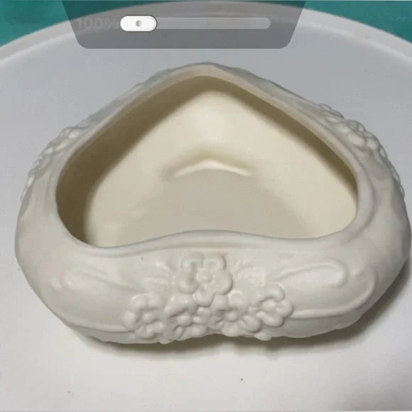 VINTAGE HUMMINGBIRD PORCELAIN BOX - Picture 11 of 16